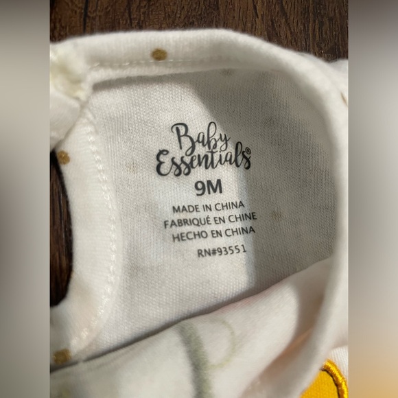 9M 4 Piece Thanksgiving outfit - Picture 4 of 4